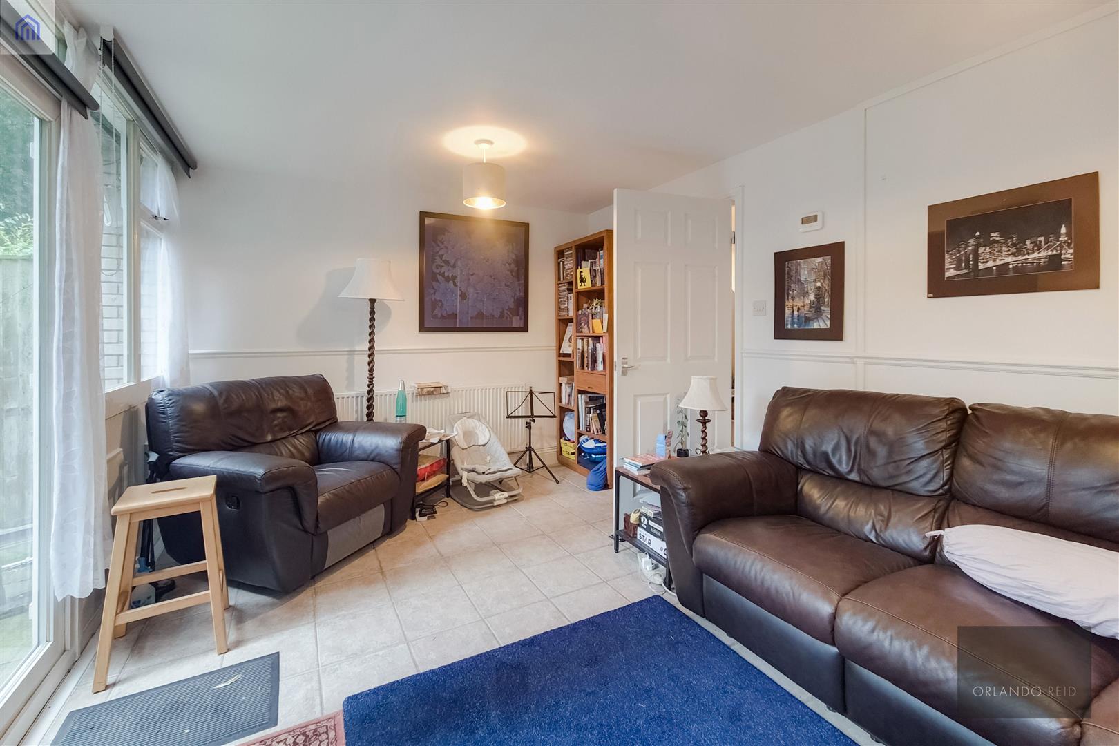 Highland Road, Central Hill